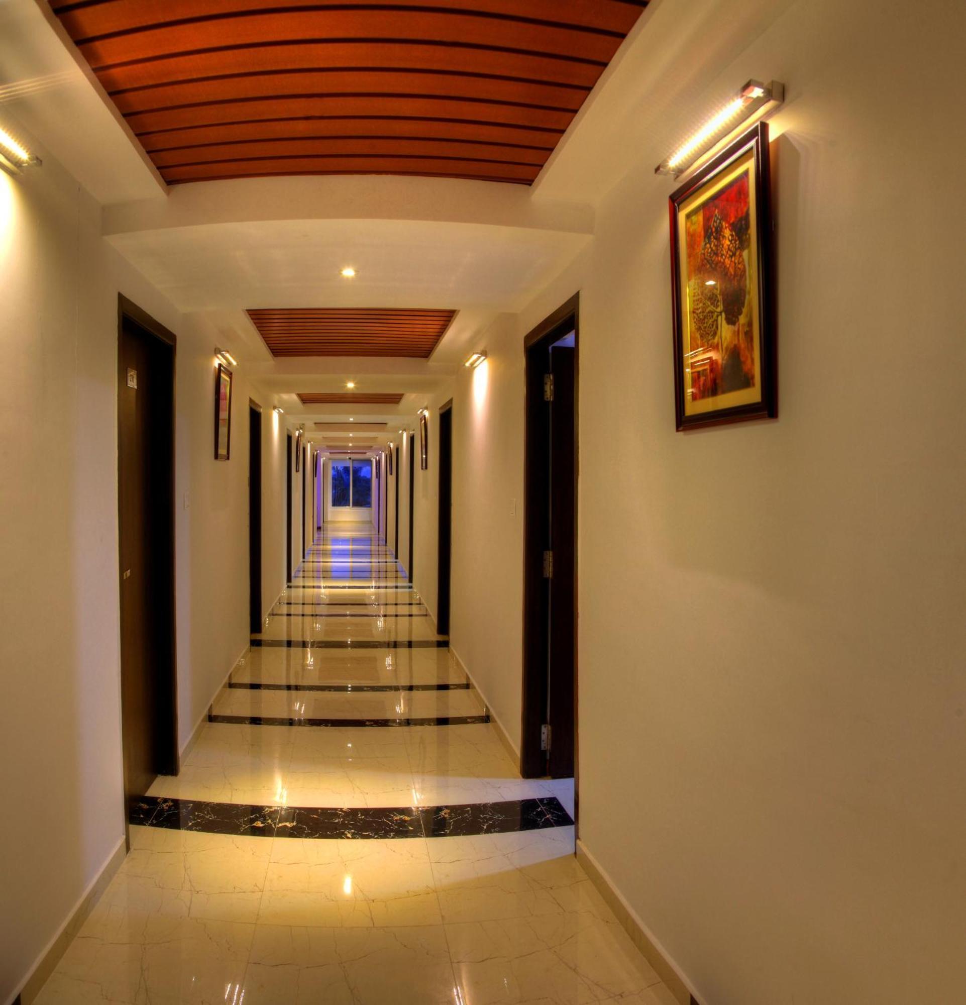 Hotel Rajmahal