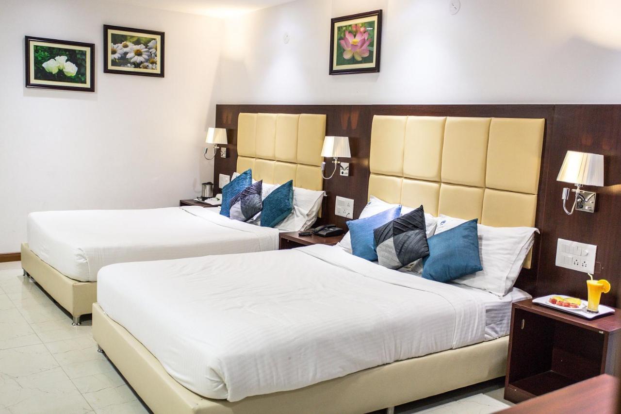 Rajmahal Hotel